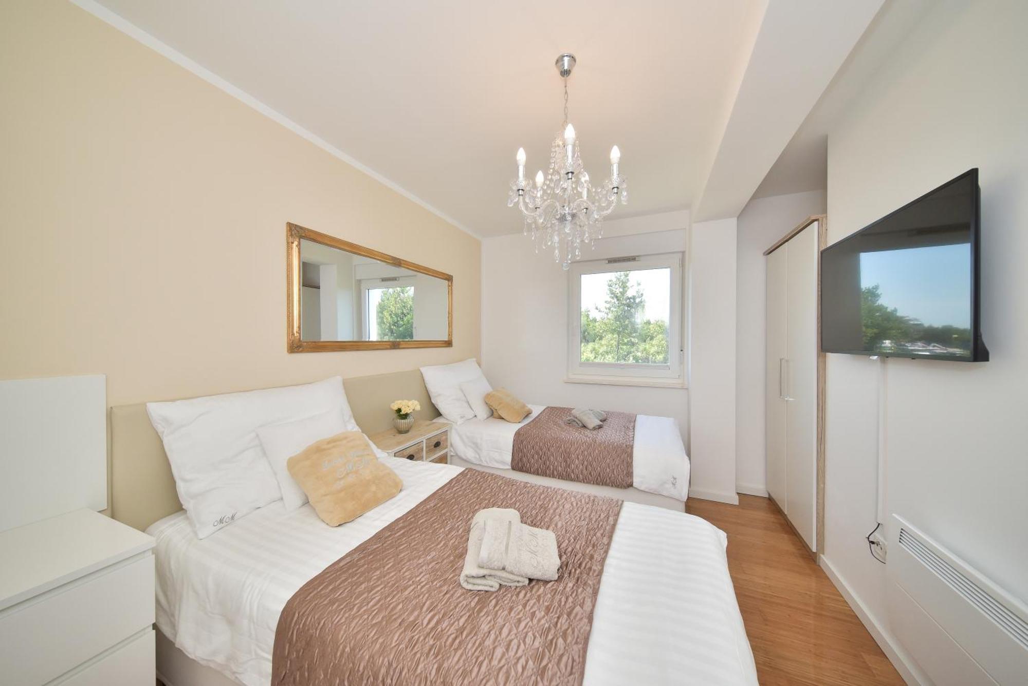 Mm Luxury Apartments Gold & Rubin Zadar Habitación foto